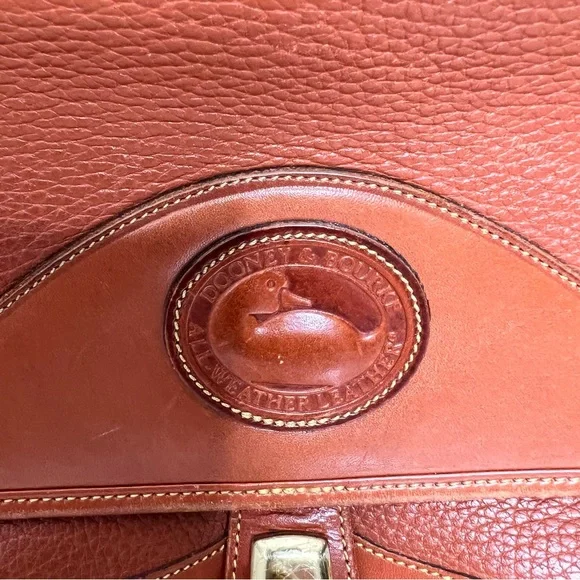 Dooney and Bourke vintage top handle shoulder carrier crossbody British tan bag - Picture 4 of 17